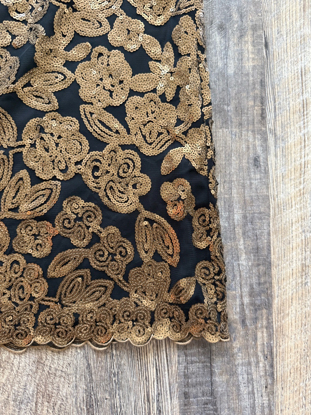 Boden Sequin Embroidered Mini Skirt Black Gold Floral Party UK 10 US 6 - Picture 4 of 12